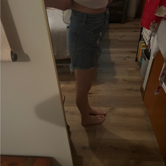 Like new, Joe’s Jeans shorts - Picture 2 of 4